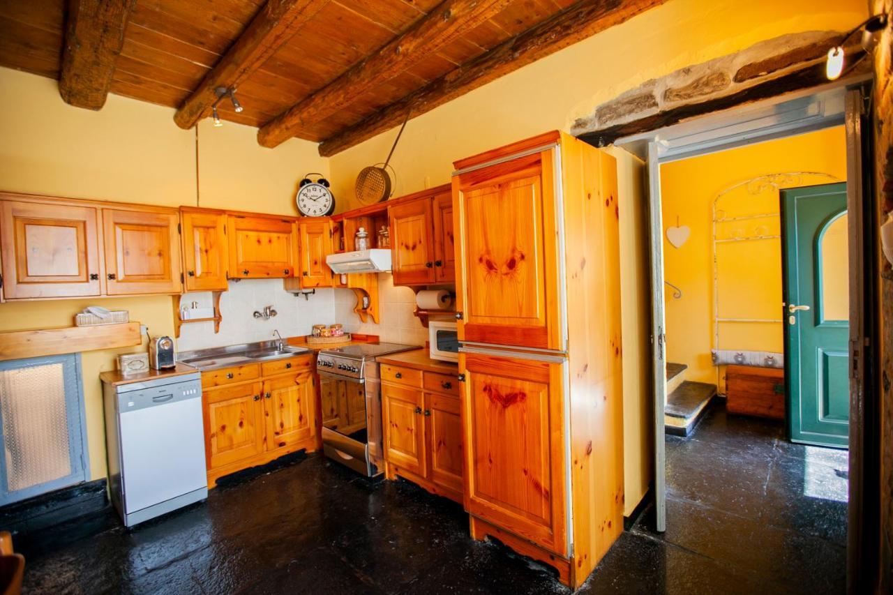 דירות Carate Urio Casa Di Momo מראה חיצוני תמונה